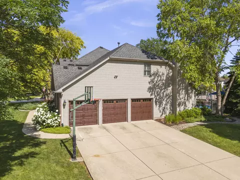 25329 Wheat Dr, Plainfield, IL 60585 photo 2