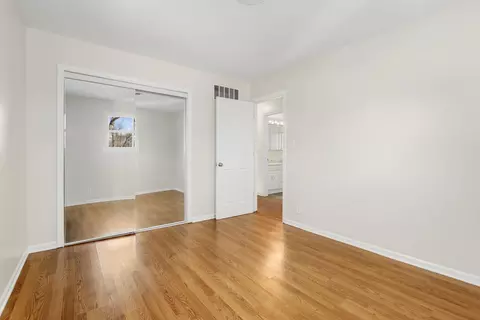 Bedroom - 505 Olive St, Hoffman Estates, IL 60169 photo 9 of 9