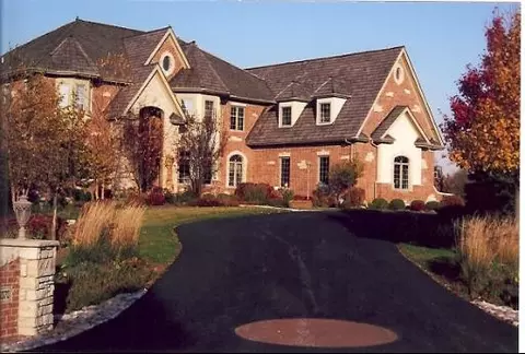 16370 Thoroughbred Dr, Old Mill Creek, IL 60083