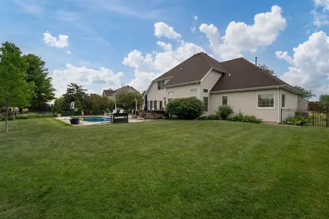 Exterior - 2001 Claremont, Normal, IL 61761 photo 6 of 10