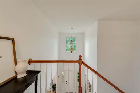 Entry Way - 2001 Claremont, Normal, IL 61761 photo 5 of 6