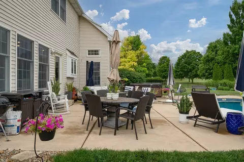 Exterior - 2001 Claremont, Normal, IL 61761 photo 3 of 10