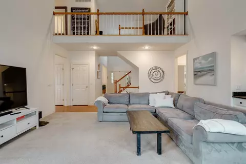 Living - 2001 Claremont, Normal, IL 61761 photo 3 of 3