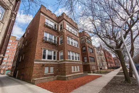 6939 S Oglesby Ave, Chicago, IL 60649