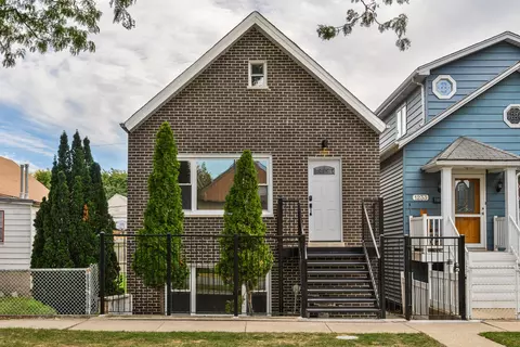 1229 W 32nd Pl, Chicago, IL 60608