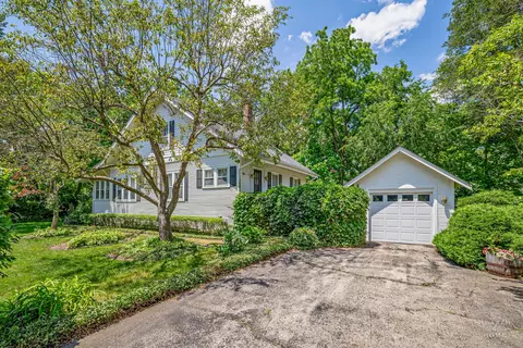 5 N311 Powis Rd, Wayne, IL 60184 photo 2