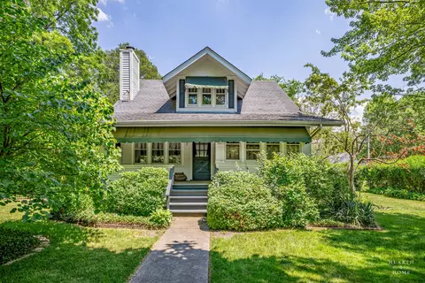 5 N311 Powis Rd, Wayne, IL 60184