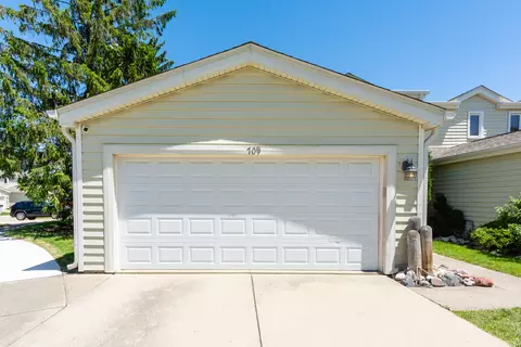709 Ascot Ct, Hoffman Estates, IL 60169 photo 26