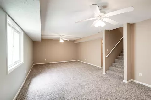 Living - 1317 Ogelthorpe Ave, Normal, IL 61761 photo 5 of 6