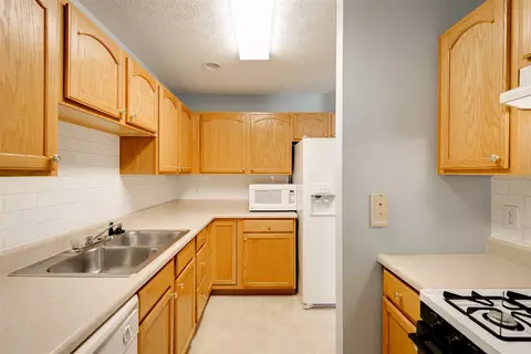 Kitchen - 1317 Ogelthorpe Ave, Normal, IL 61761 photo 2 of 3