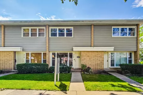 316 Adams Ave, Glencoe, IL 60022