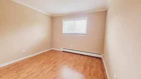 Bedroom - 561 Fairway View Dr #2D, Wheeling, IL 60090 photo 2 of 2