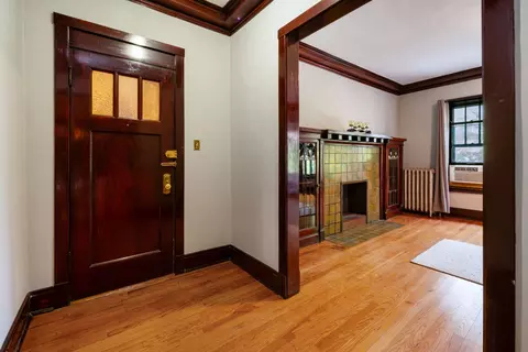 1637 E 53rd St #2, Chicago, IL 60615 photo 3