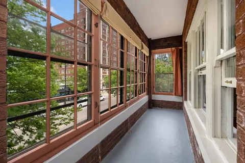 1637 E 53rd St #2, Chicago, IL 60615 photo 12