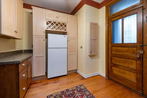 1637 E 53rd St #2, Chicago, IL 60615 photo 8