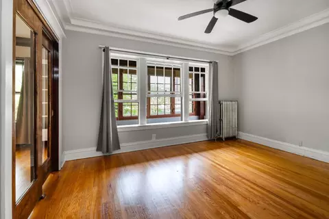 1637 E 53rd St #2, Chicago, IL 60615 photo 10