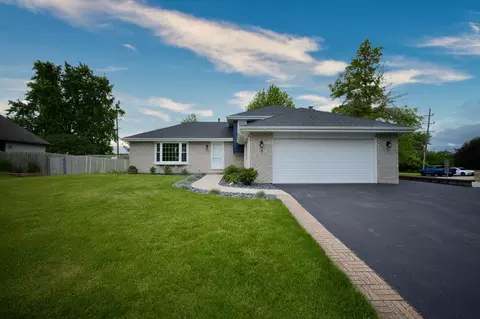 5 Todd Ct, Crete, IL 60417