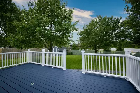 Exterior - 5 Todd Ct, Crete, IL 60417 photo 6 of 9