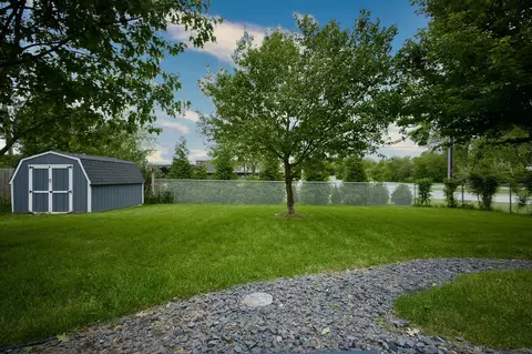 Exterior - 5 Todd Ct, Crete, IL 60417 photo 7 of 9