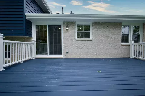 Exterior - 5 Todd Ct, Crete, IL 60417 photo 3 of 9