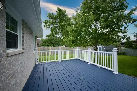 Exterior - 5 Todd Ct, Crete, IL 60417 photo 5 of 9