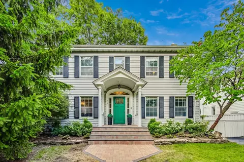 732 Park Ave, Wilmette, IL 60091