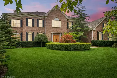 4862 Preserve Pkwy, Long Grove, IL 60047