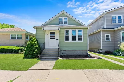 5705 W Henderson St, Chicago, IL 60634