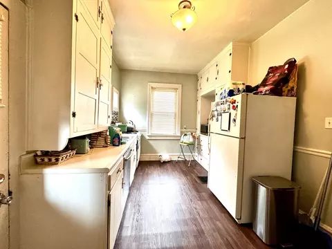 Kitchen - 608 E Walnut St, Bloomington, IL 61701 photo 2 of 2