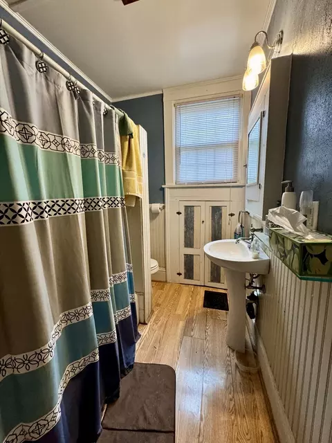Bath - 608 E Walnut St, Bloomington, IL 61701 photo 1 of 2