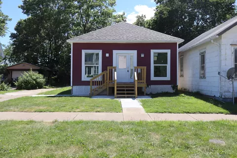 114 Water St, Streator, IL 61364