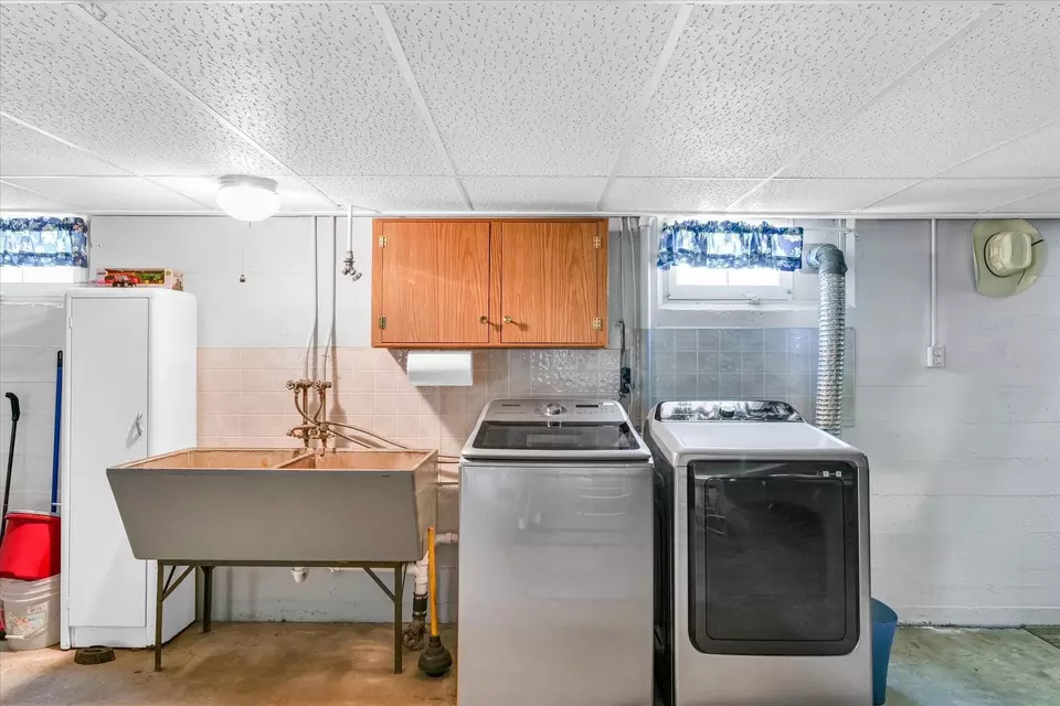 Other - 123 N Crossley St, Melvin, IL 60952 photo 8 of 10