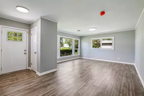 2905 Lexington Dr, Hazel Crest, IL 60429 photo 5