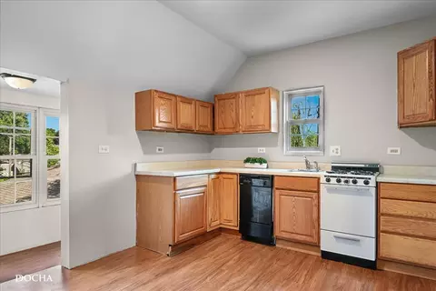 702 Congdon Ave, Elgin, IL 60120 photo 22