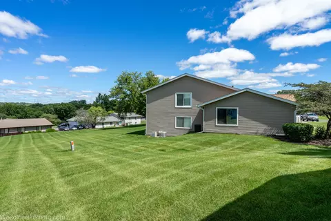 603 Devonshire Ct #A, Mchenry, IL 60050 photo 24