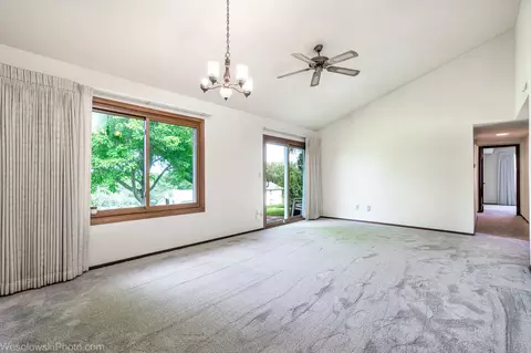 603 Devonshire Ct #A, Mchenry, IL 60050 photo 10