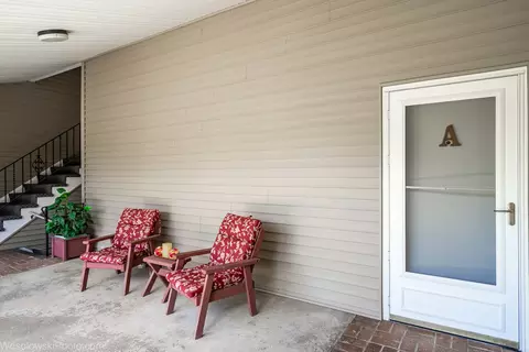 603 Devonshire Ct #A, Mchenry, IL 60050 photo 2