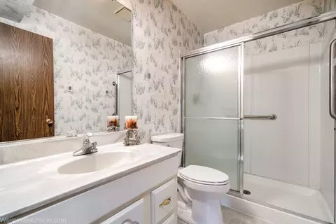603 Devonshire Ct #A, Mchenry, IL 60050 photo 22