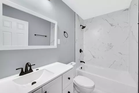 1260 Campbell Ln, Hoffman Estates, IL 60169 photo 6