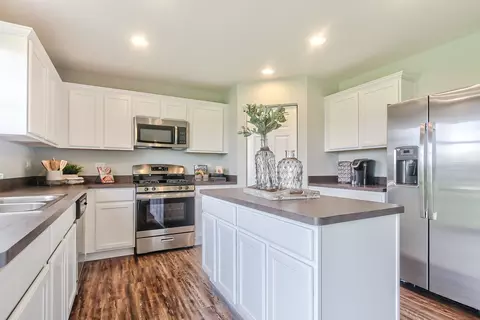 705 Cloverleaf Dr, Marengo, IL 60152 photo 13