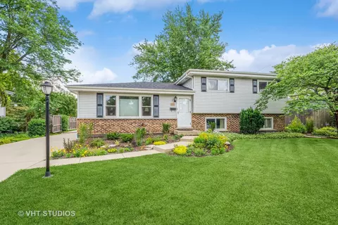 535 Morgan Ln, Hoffman Estates, IL 60169 photo 1