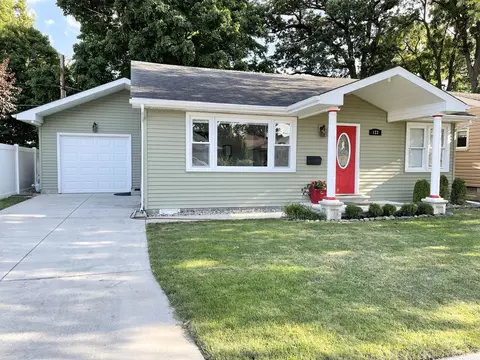 122 W Ray St, Bourbonnais, IL 60914