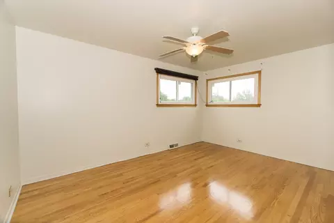 Bedroom - 109 S Highview Ave, Addison, IL 60101 photo 3 of 6