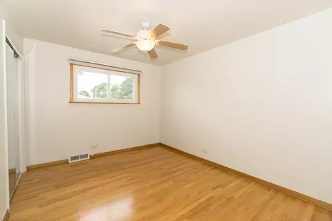 Bedroom - 109 S Highview Ave, Addison, IL 60101 photo 5 of 6