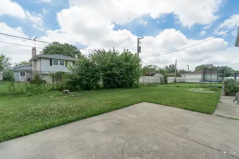 Exterior - 109 S Highview Ave, Addison, IL 60101 photo 3 of 4