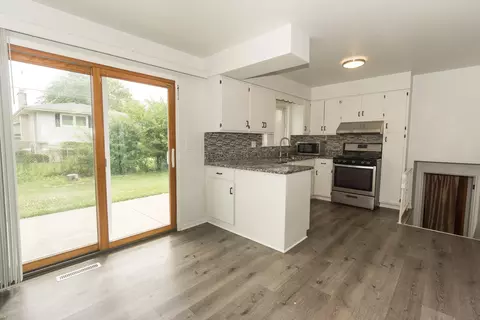 Kitchen - 109 S Highview Ave, Addison, IL 60101 photo 1 of 3