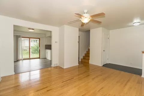 Living - 109 S Highview Ave, Addison, IL 60101 photo 4 of 5