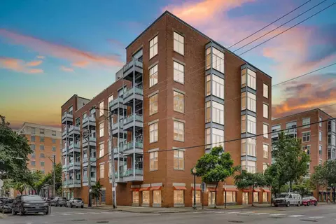 939 W Madison St #406, Chicago, IL 60607