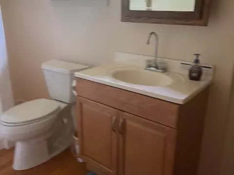 Bath - 409 63rd St, Westmont, IL 60559 photo 1 of 2
