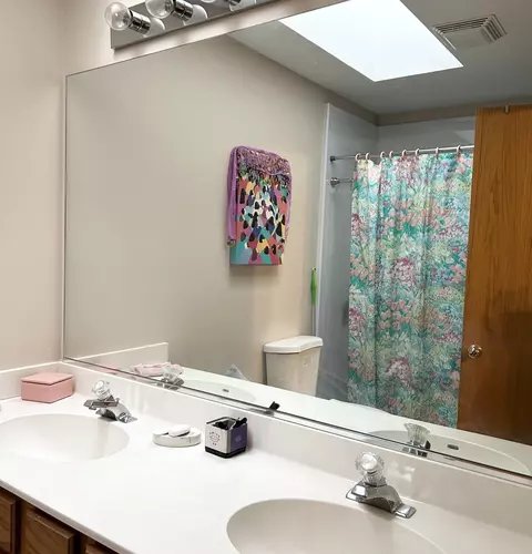 Bath - Undisclosed, Mokena, IL 60448 photo 1 of 2